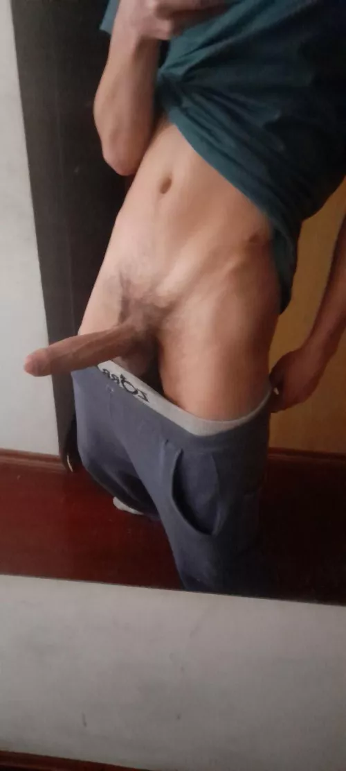 My cock needs to be sucked so badly