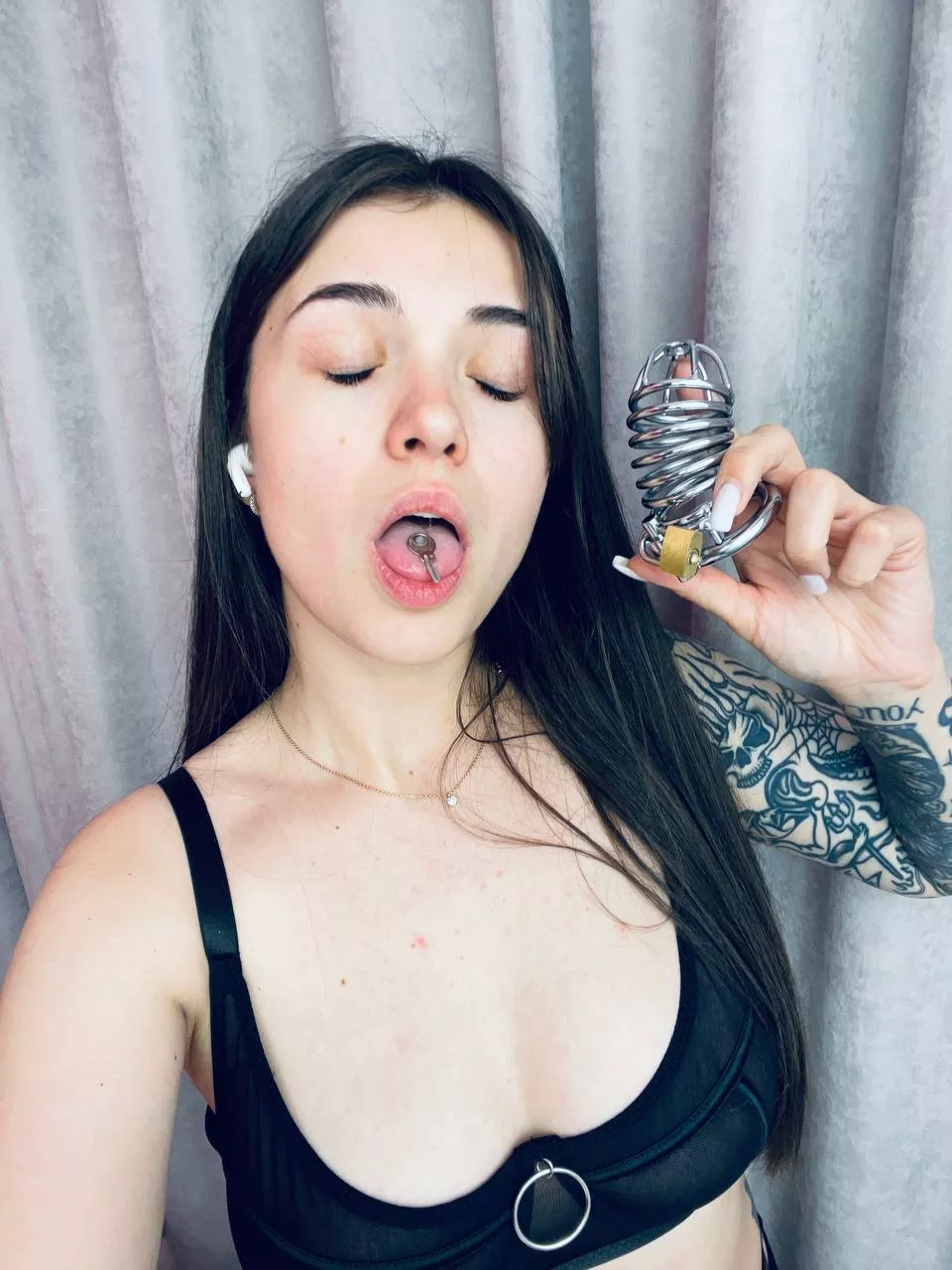 ready to seduce and be seduced ? mmm