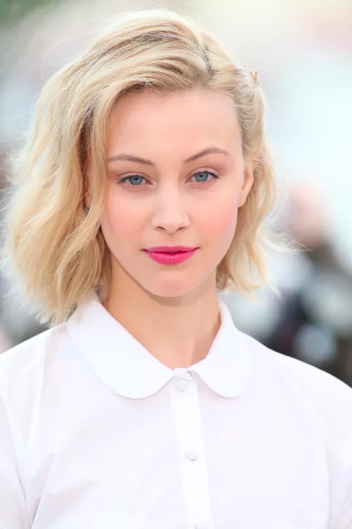 Sarah Gadon