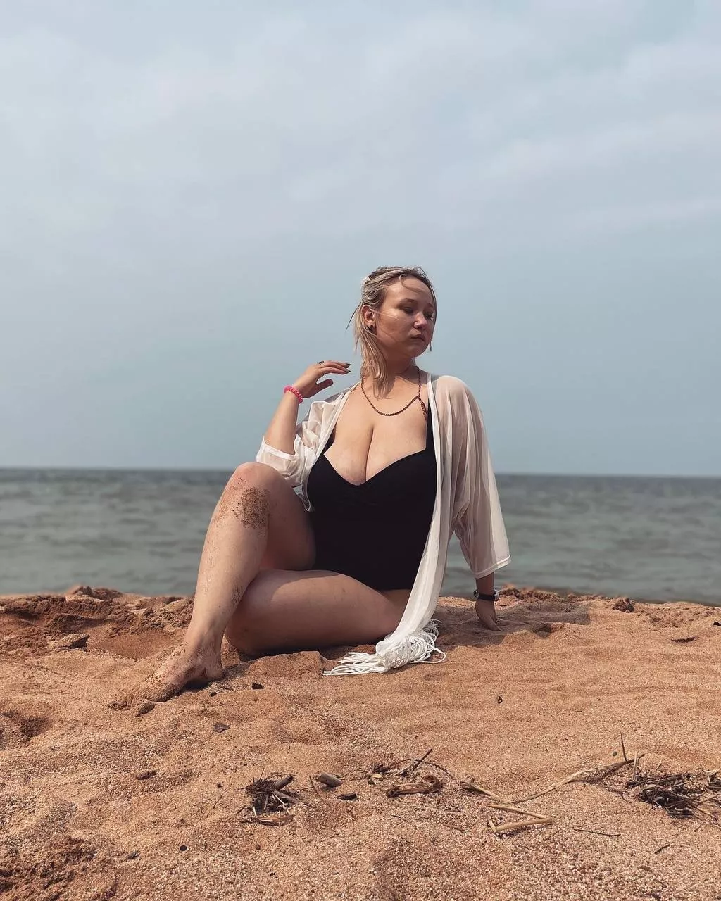 Smel down with me all your desires.