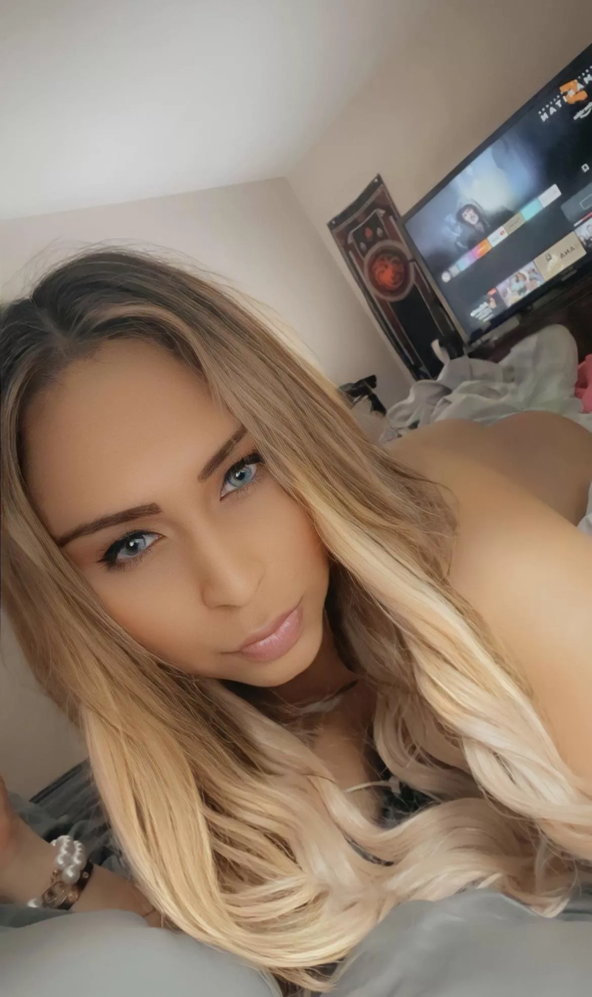 Would you eat me out ?