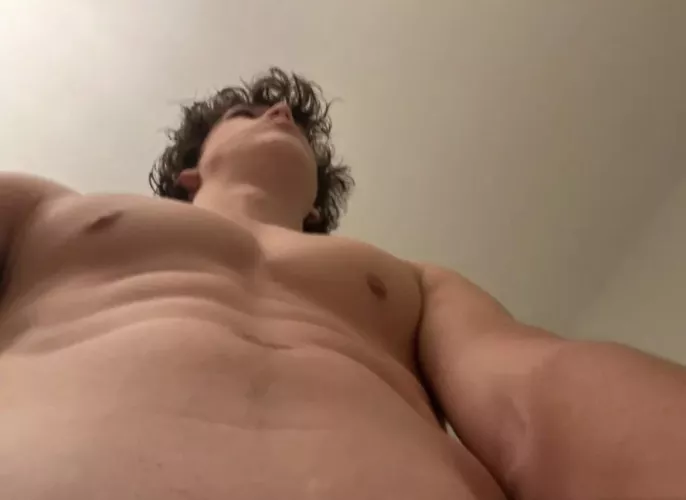 18 dm me a pic of you to snap w me