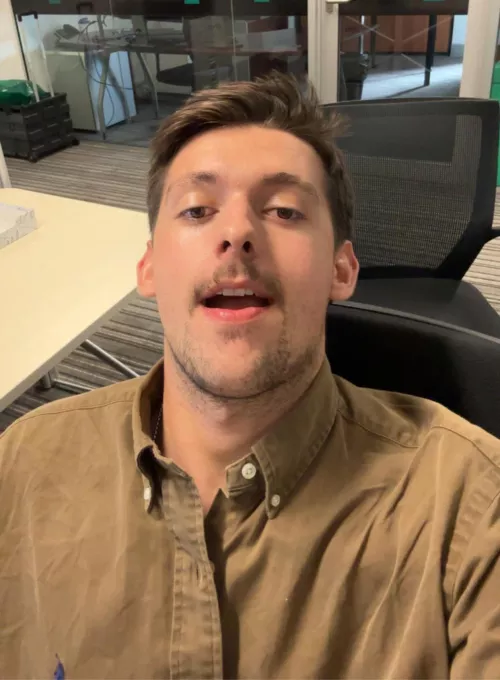 20 m aus like and hmu @jayjoeyyl