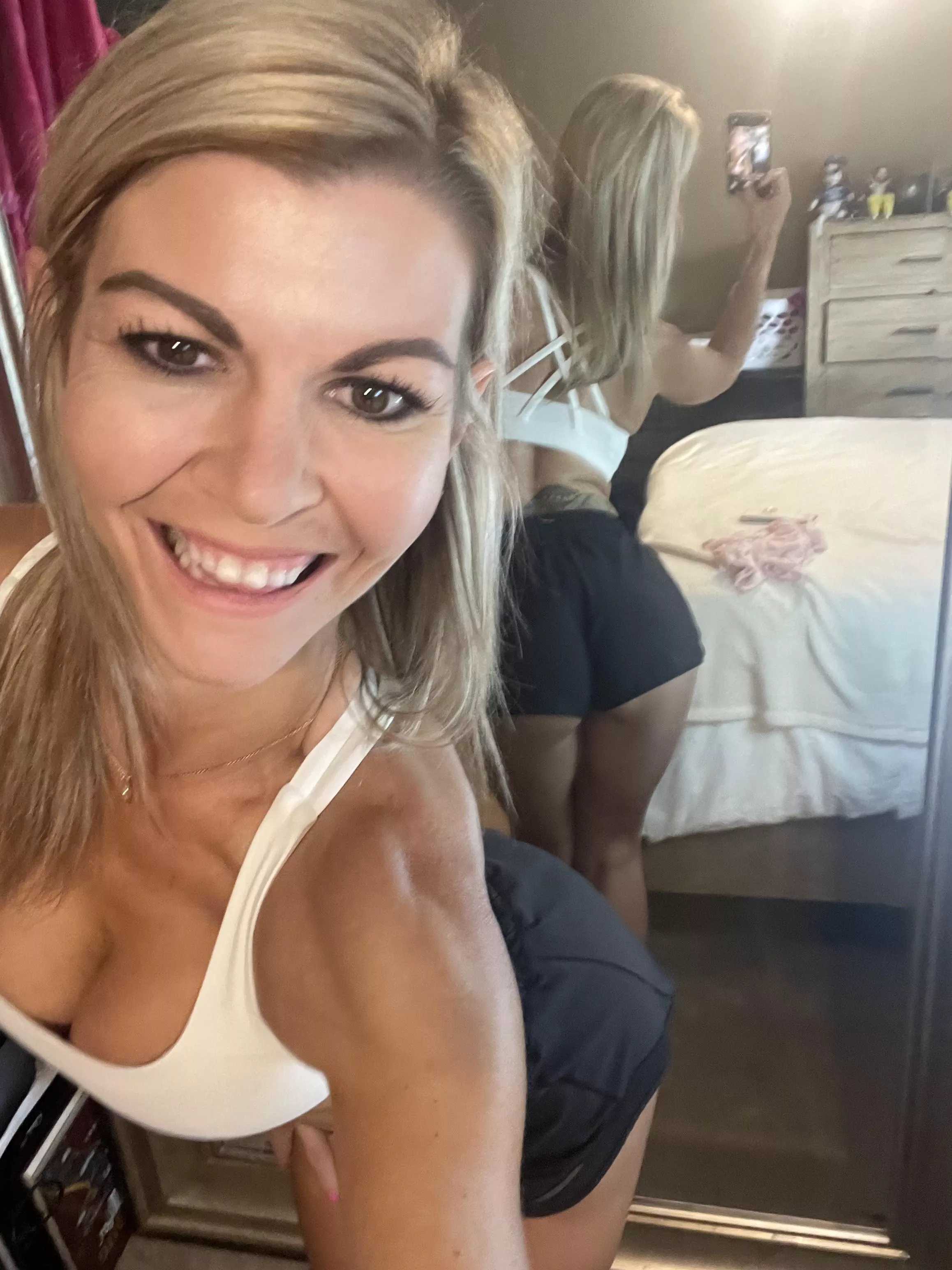 Do you like some ASS showing?