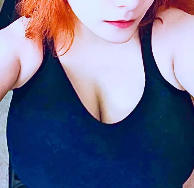 Even mostly covered in my gym clothes I can’t hide how big they are 😉😊