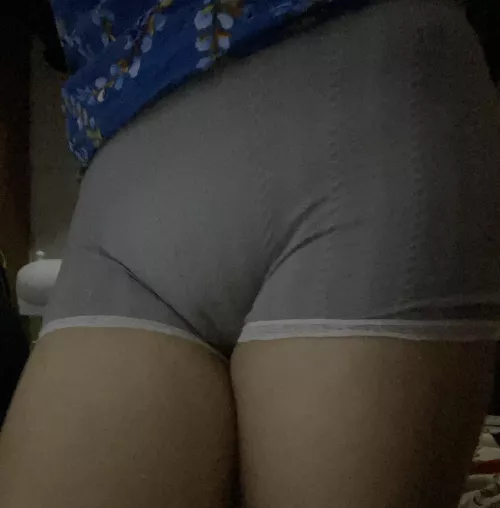 (f) low quality pic