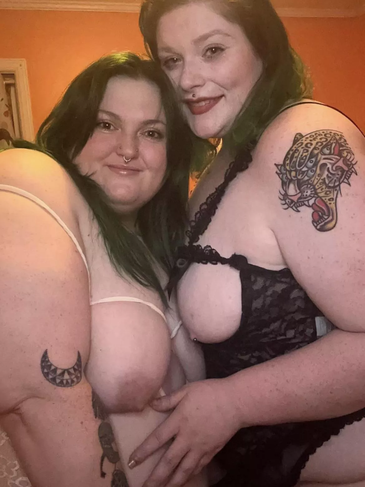 Happy Friday, babies 💋