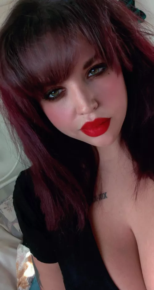 Hello fellow perverts 😉😘😈😈