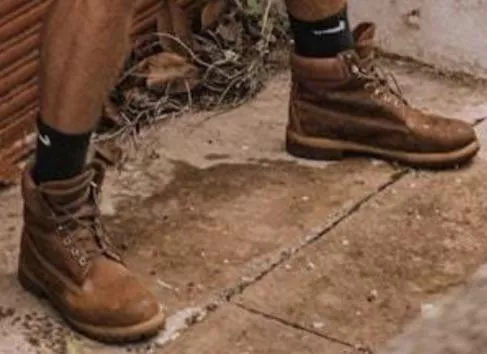 Help identifying boots