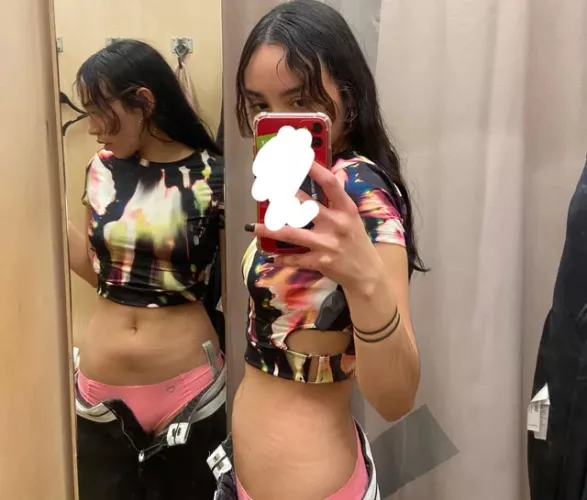 I need your help to undress me🙈