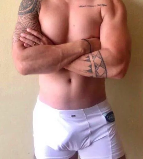 I would love to show you everything babe! do u want my cum?