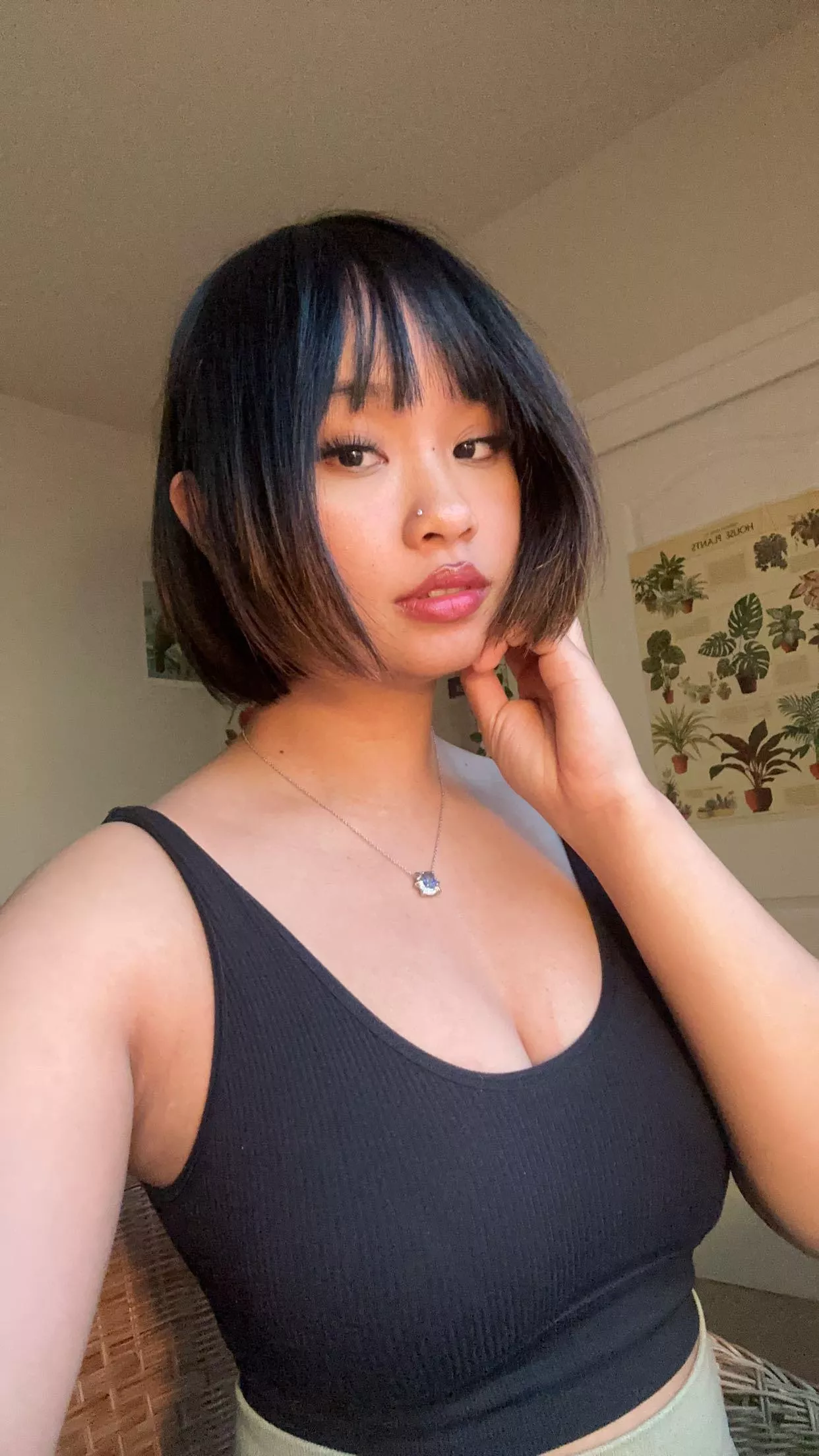 just your average girl next door 😚