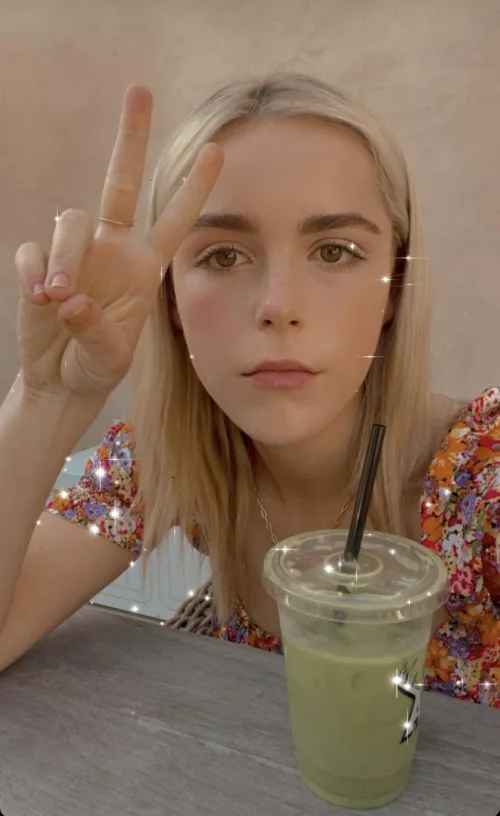 Kiernan Shipka is so fuckable