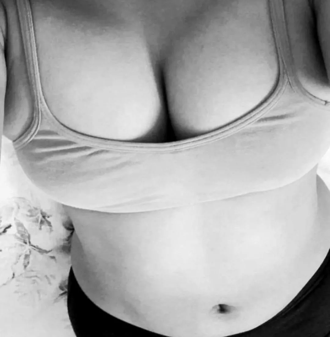 Mom body ready to breed