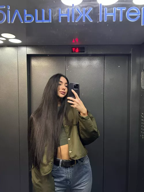 Really liking today's outfit, I hope you do too