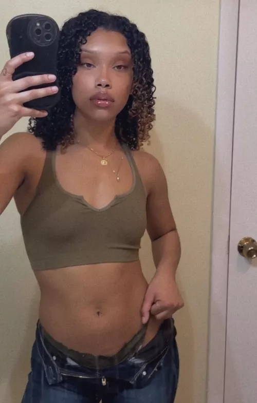 [selling] let bae help u with that morning nutt👅