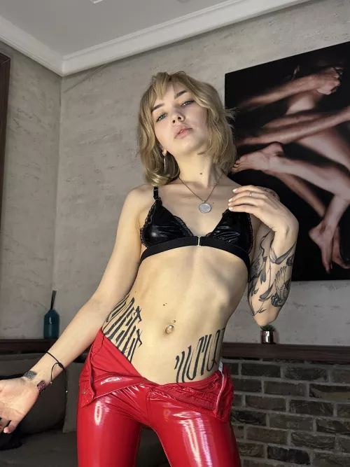 Want to show you my tattoes[f]