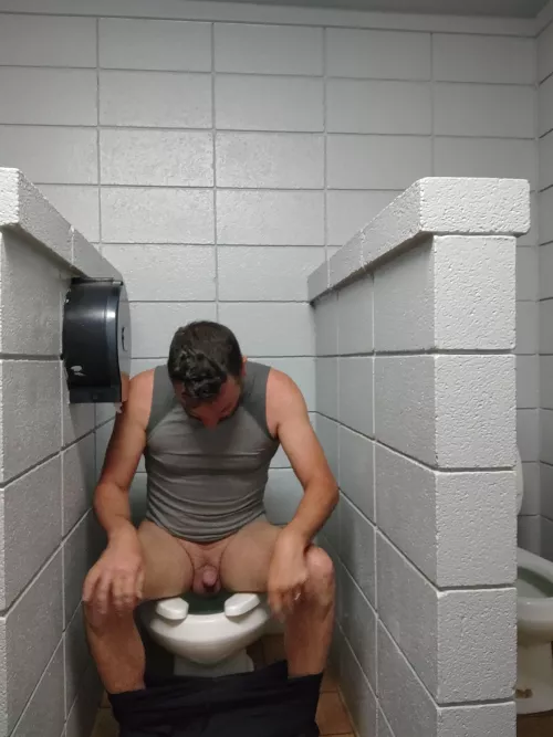 When you go for a run, and nature calls, and there's nowhere to hide...