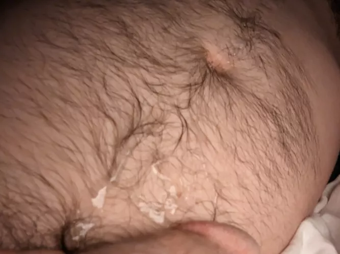 woke up hard, anyone wanna see the pics/vids? 💦