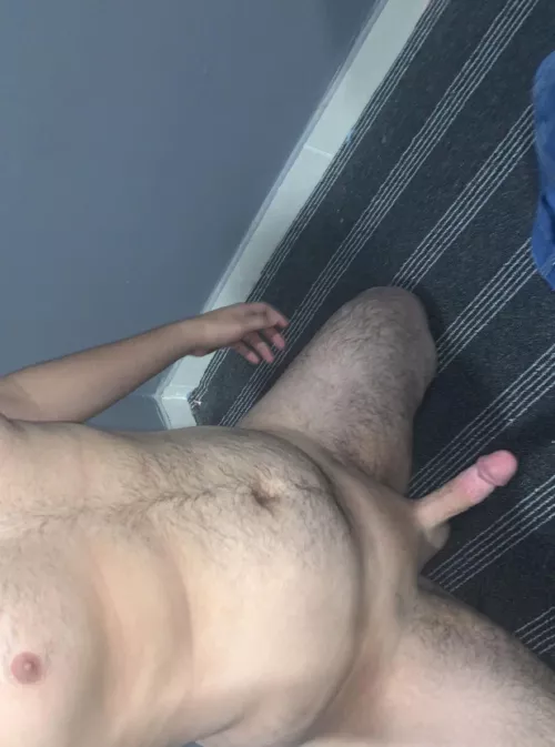 21 M any lovers for a dad bod ?