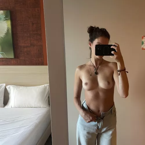 Alone in this hotel room.. [f]