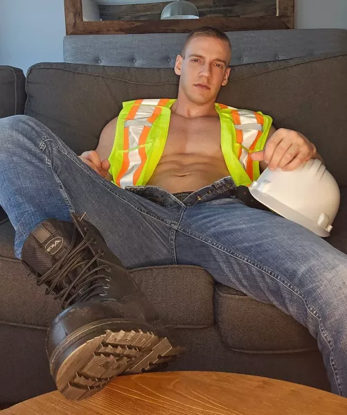 Call me when you need me 😏🛠..