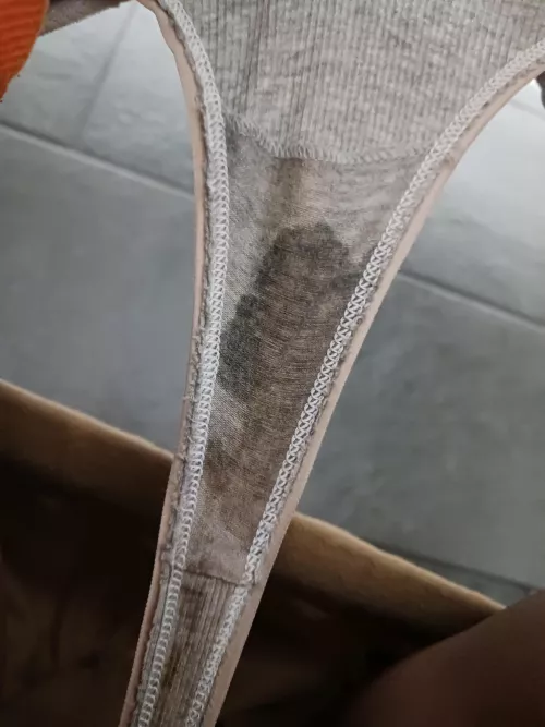 Can't wait to get off work and get off 🥵