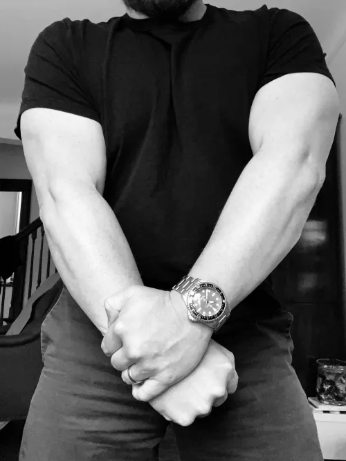 Come here and let me squeeze all the air out of you…