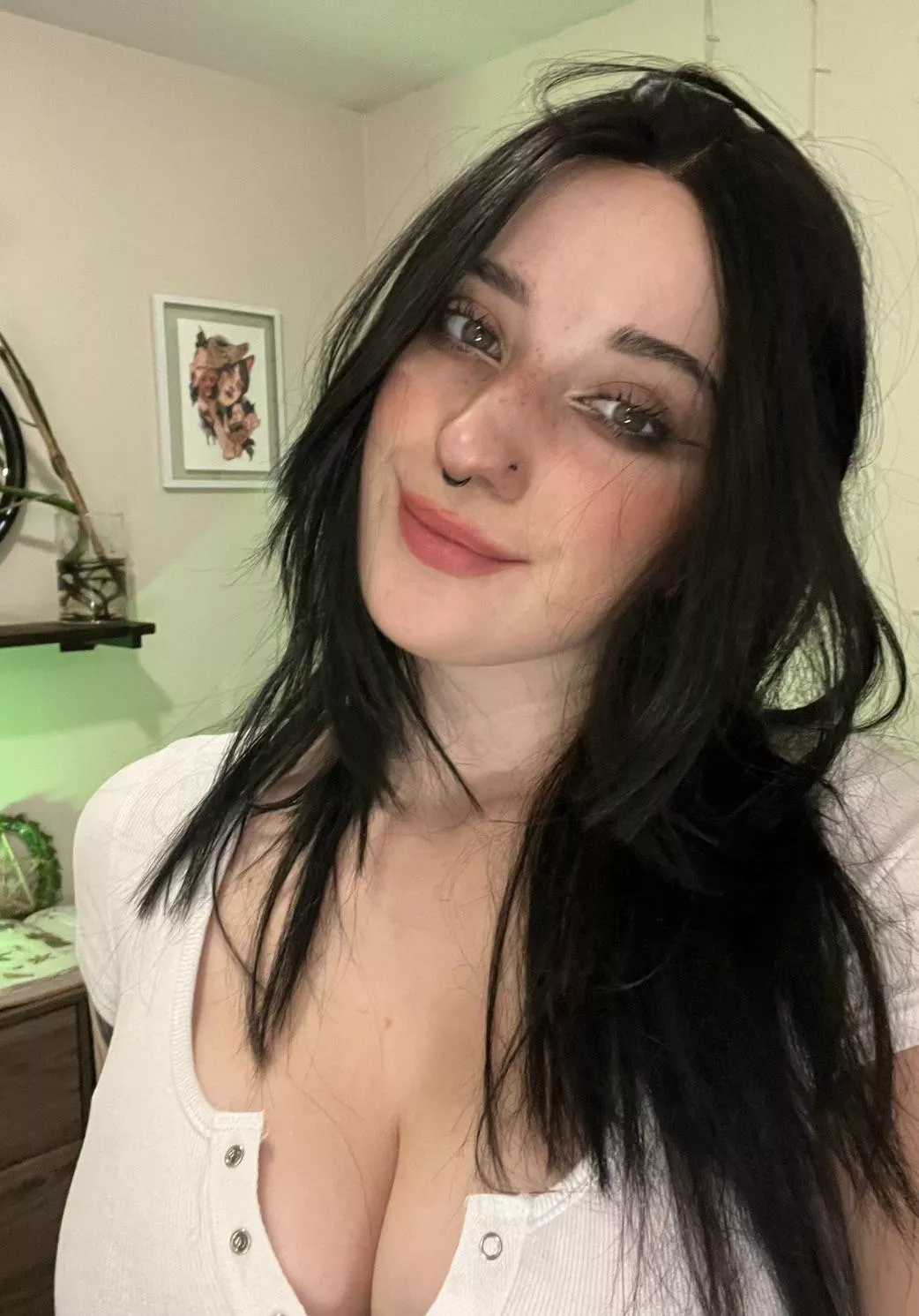 [domme] come kiss my feet and serve me