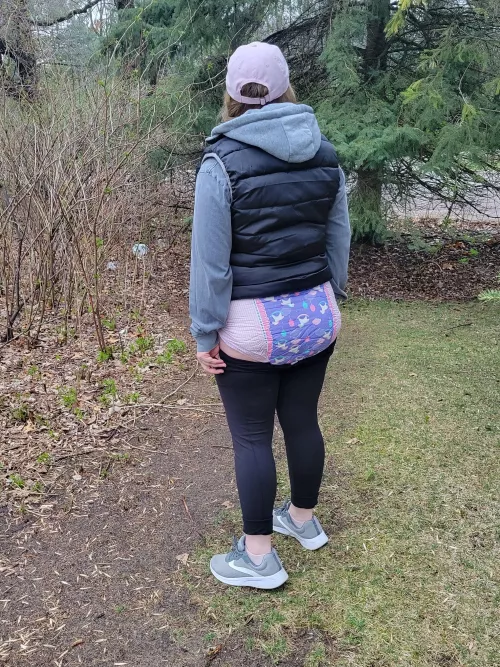 Granola baby enjoys the sun 🌞