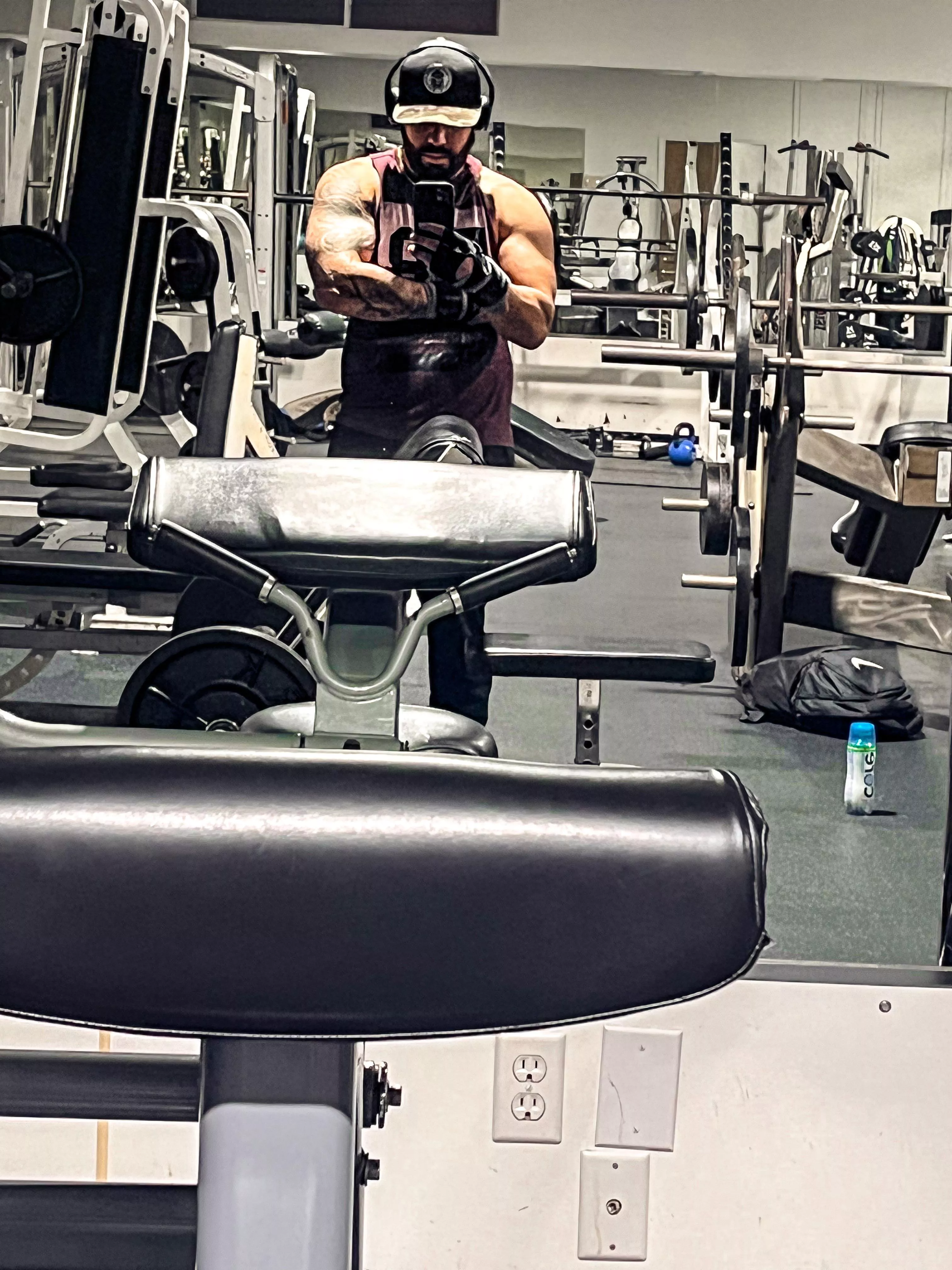 Handsome 27 year old looking to be smothered. 😩