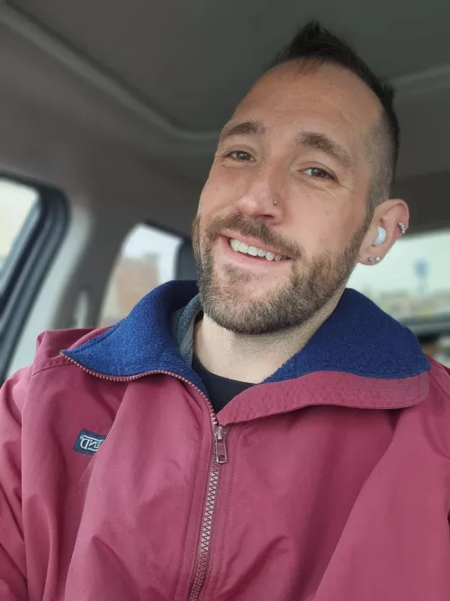 Hey. Good morning beautiful. You're amazing.