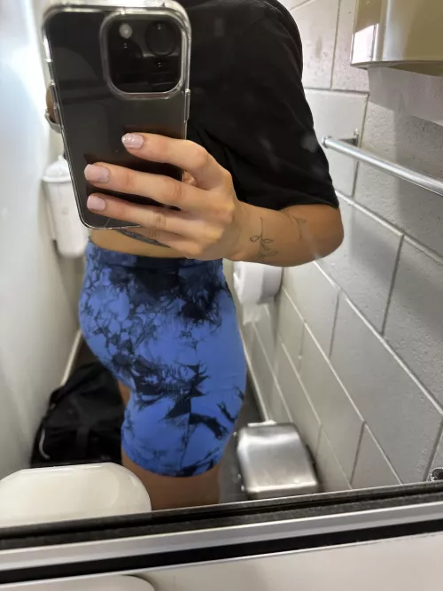 I ate so much tonight [f]