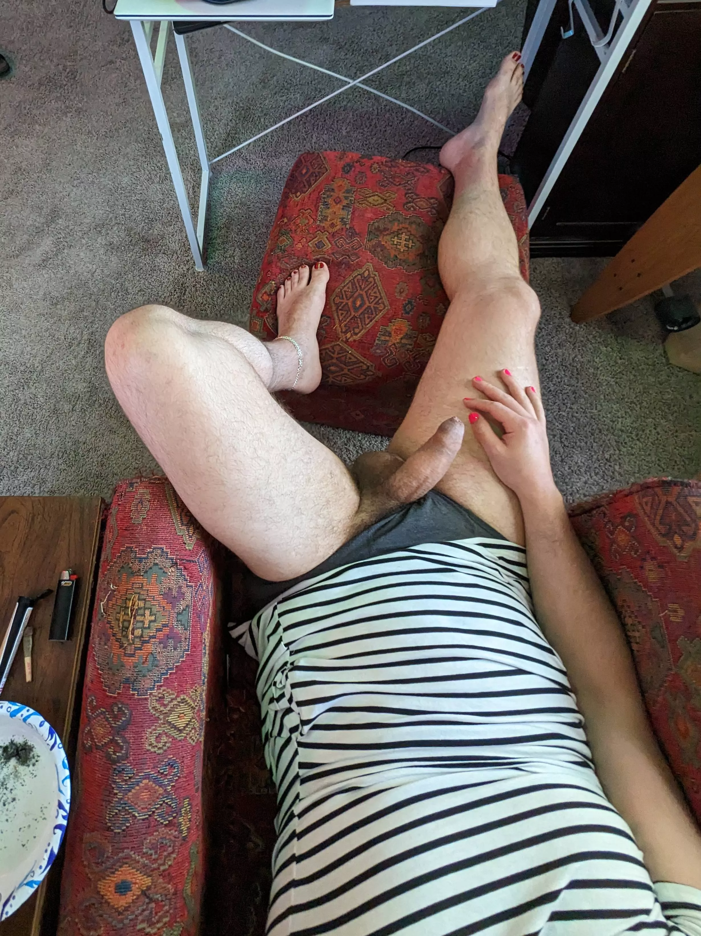 I'[m] living the bi dream. Happy 420!