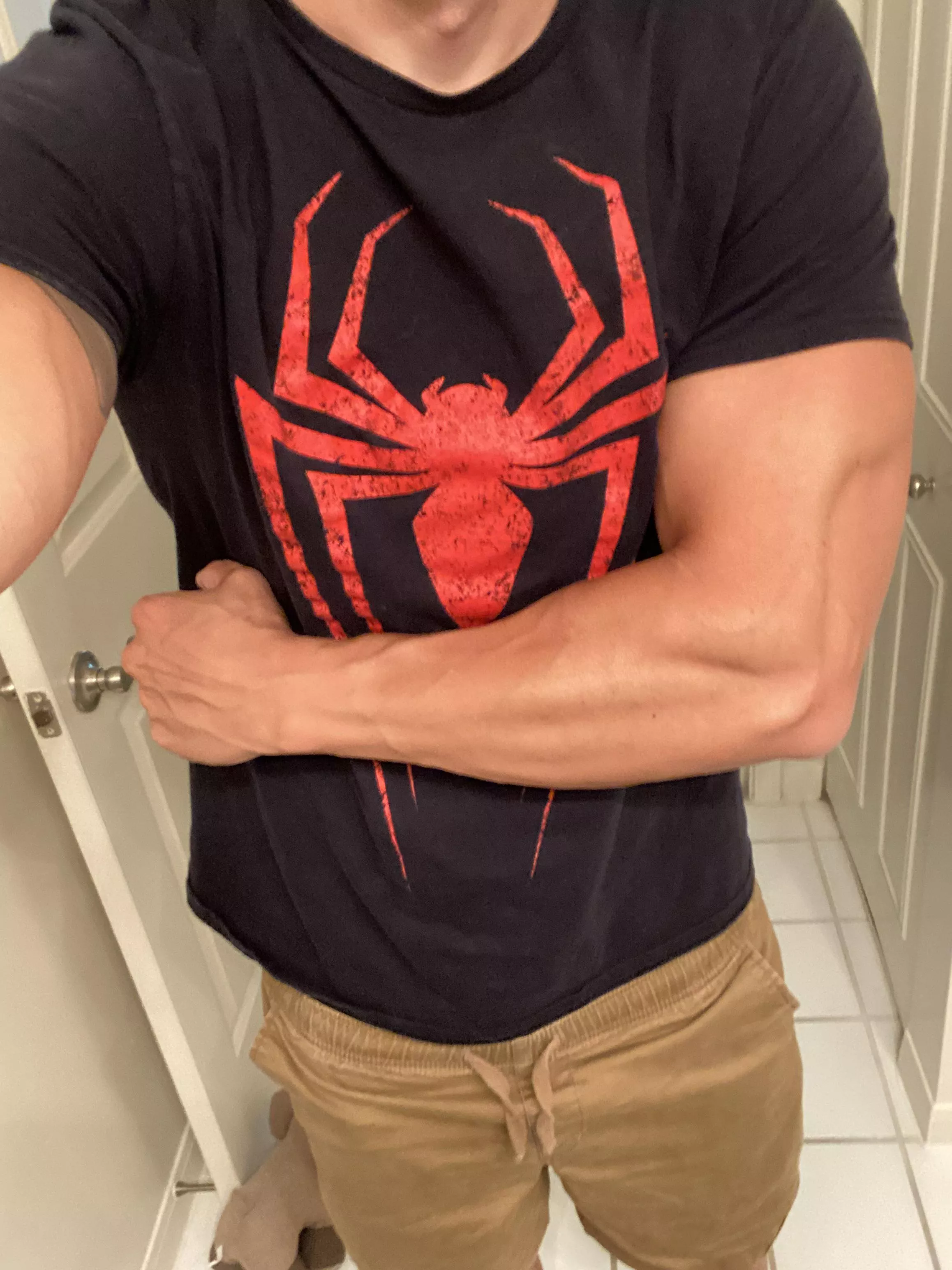 I’m more into blondes than red heads. Who wants to be my Gwen Stacy?