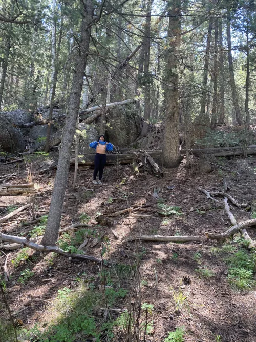 Let’s flash our tiddies out in nature together 🥴