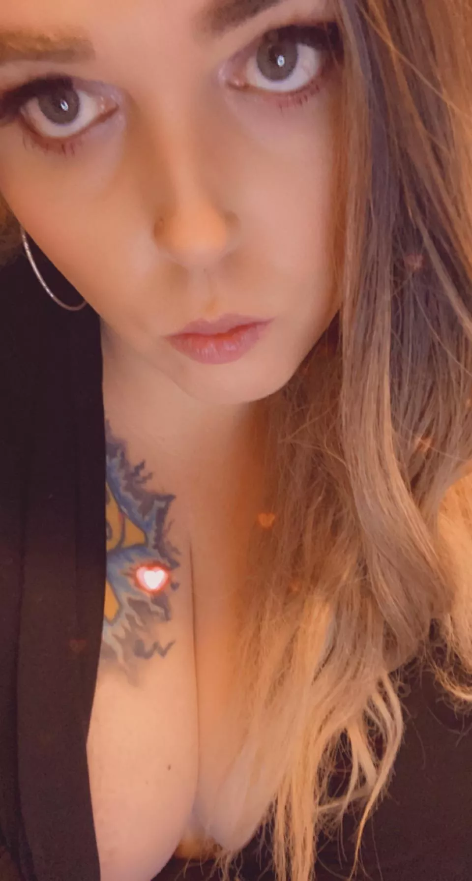 Look into my eyes😏