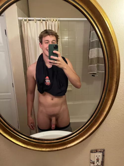 [m, 24] happy friday ladies🔥