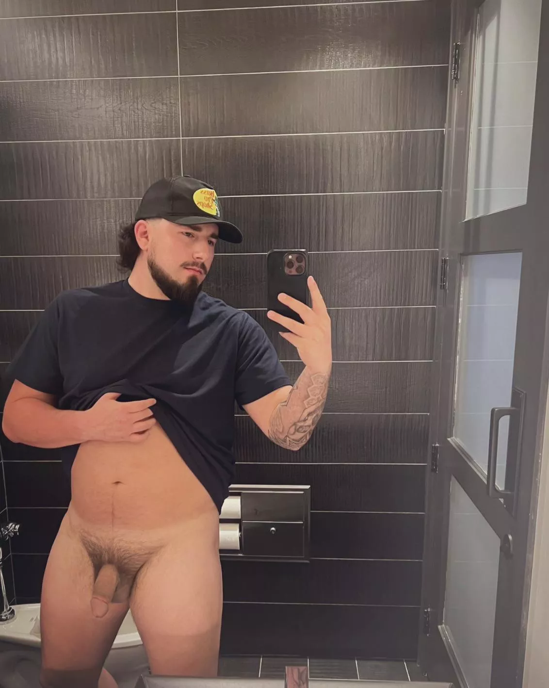 my big cock needs to be milked (30)