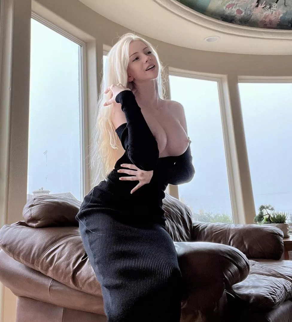 My tits slipped out twice wearing this risky dress