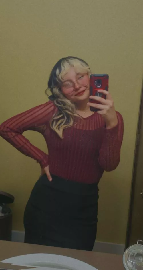 Need somebody to fuck me hard