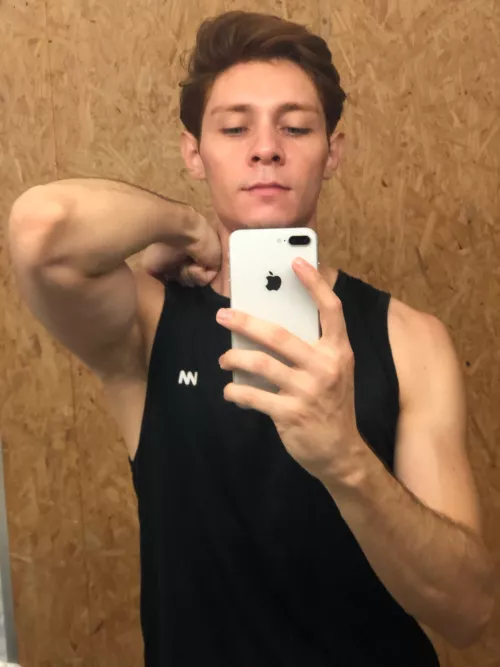 Someone want a sniff?