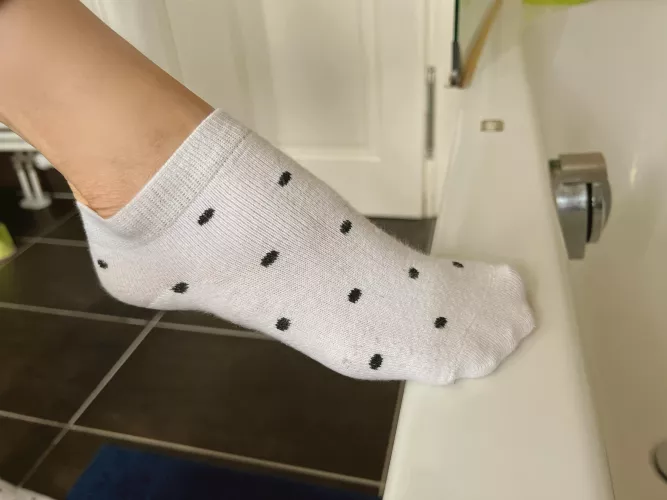 The bathtub should be your lap [F]