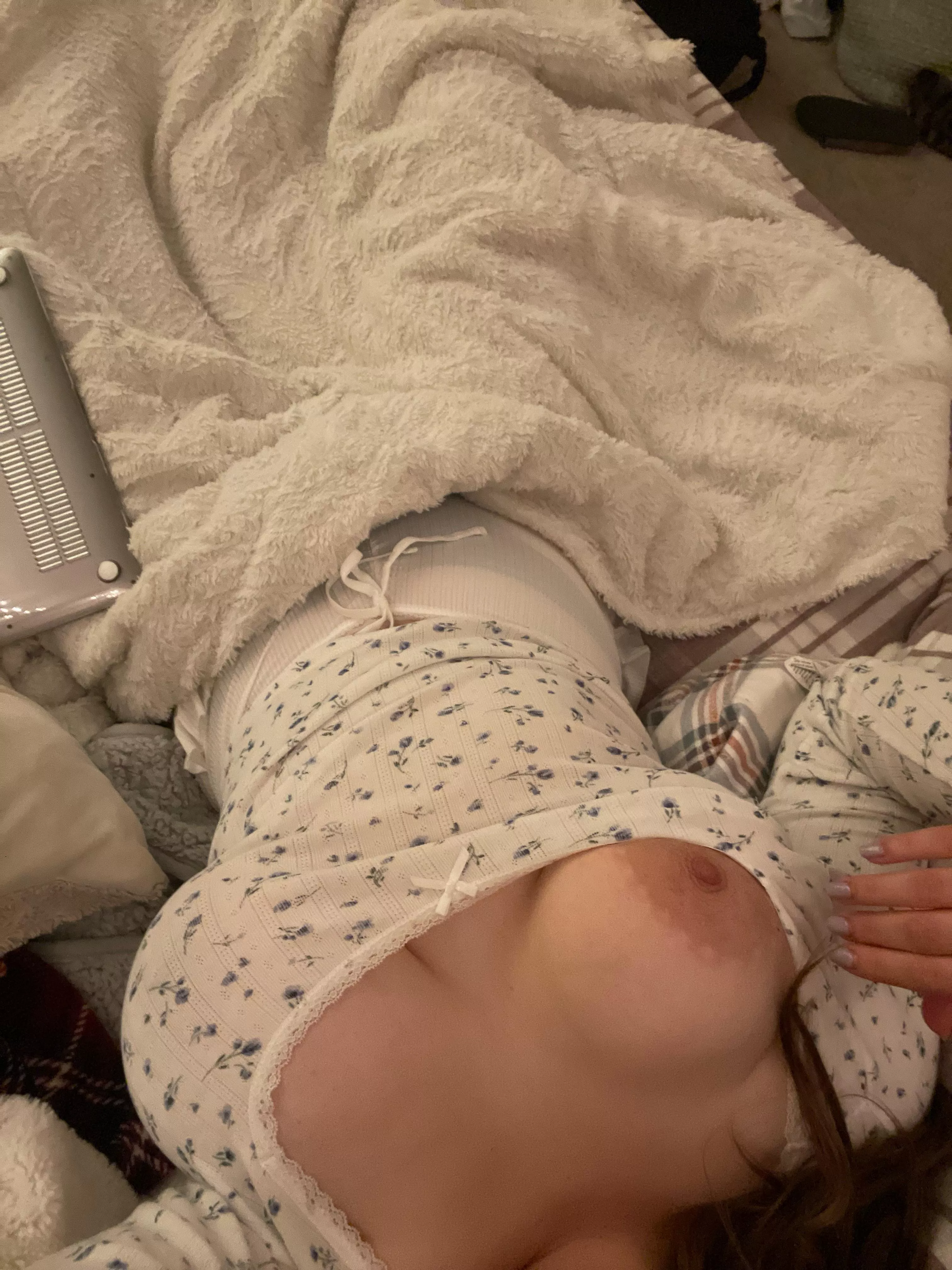 Wanna take advantage of my cute body while I’m a little tipsy?