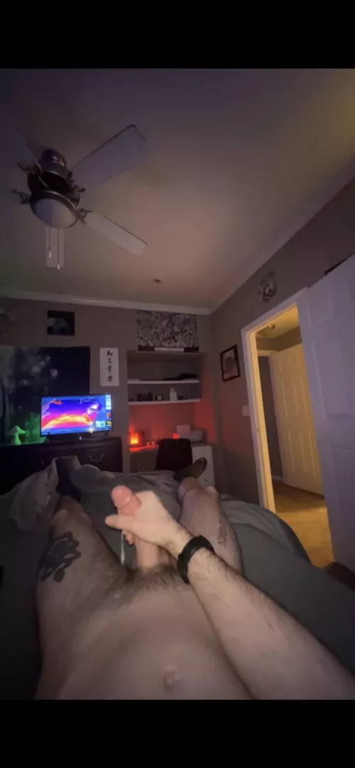 18 big dick verbal & kinky looking for someone to edge me maybe even ruin my orgasm add cj.6673