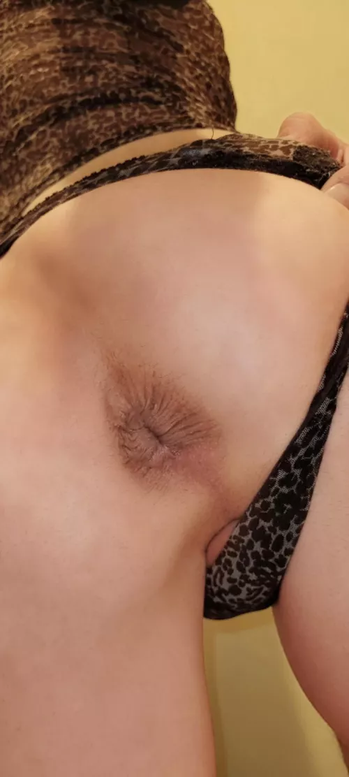 (23) Like my outfit?😘💖