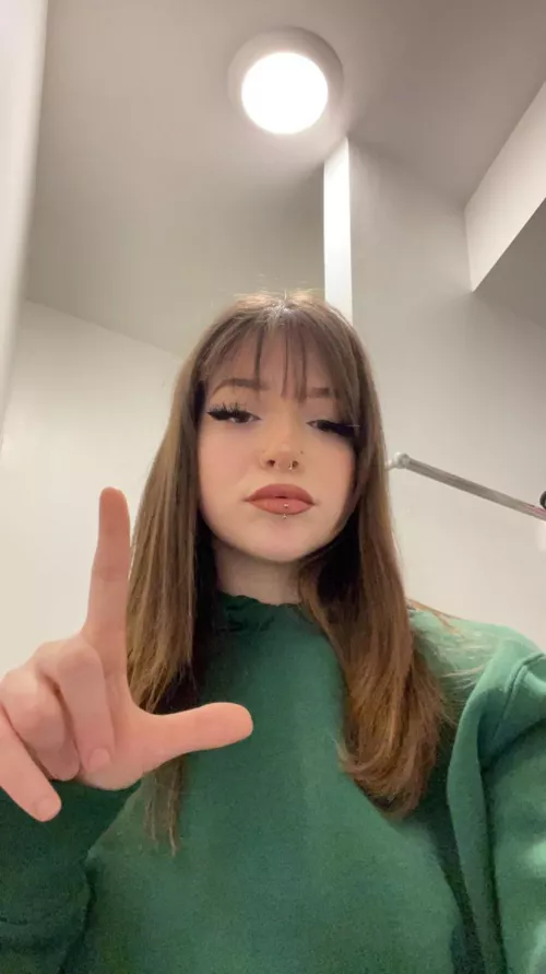 🍤🍤🍤Arrows up if youare below 7 inches and sayyes