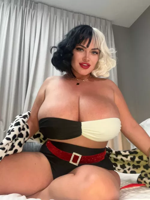 Big breasts want a big dick