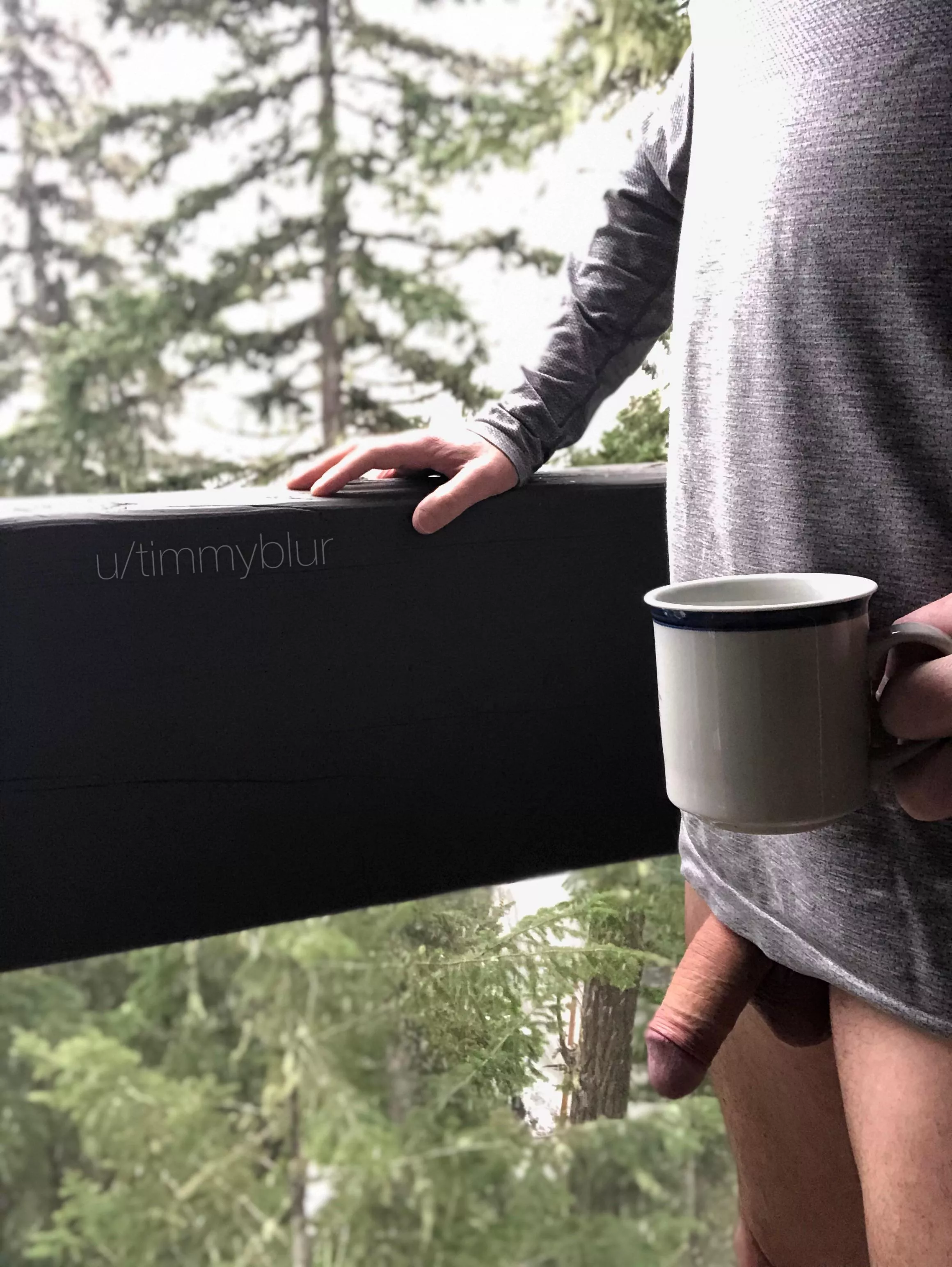 Carrying the Saturday Serenity into this Slow Sippin’ Sunday… I love enjoying my morning coffee in the fresh air.