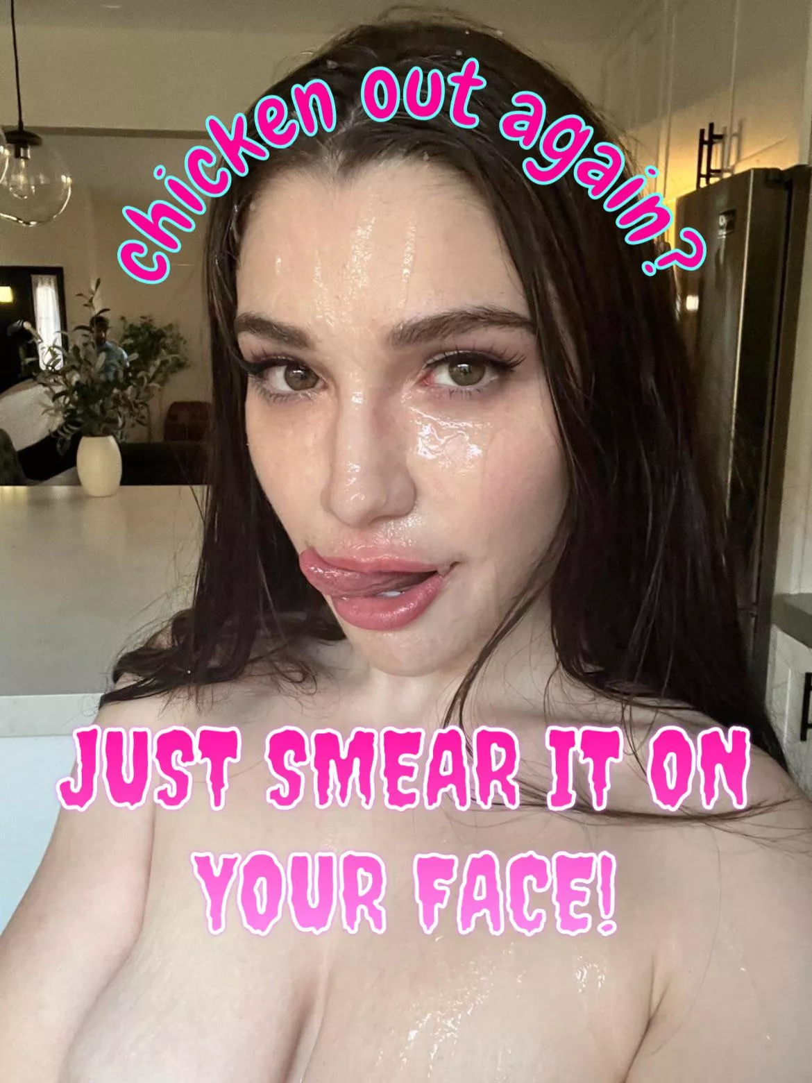 Eating my cummies can make any day a tiny bit better🖤